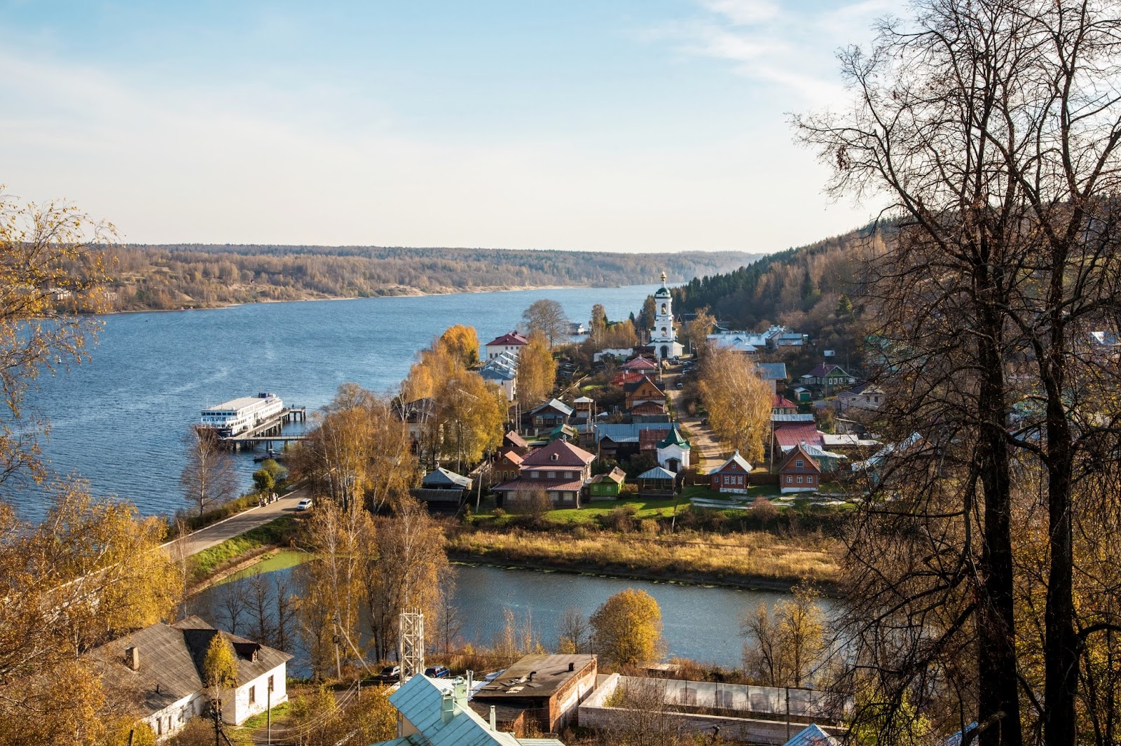 Плёс город